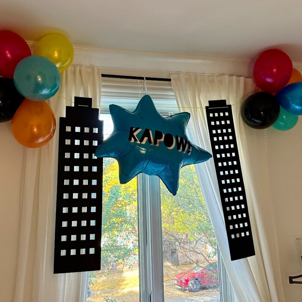 Meri Meri Superhero Garlands Sets (Two Sets) - Picture 3 of 6
